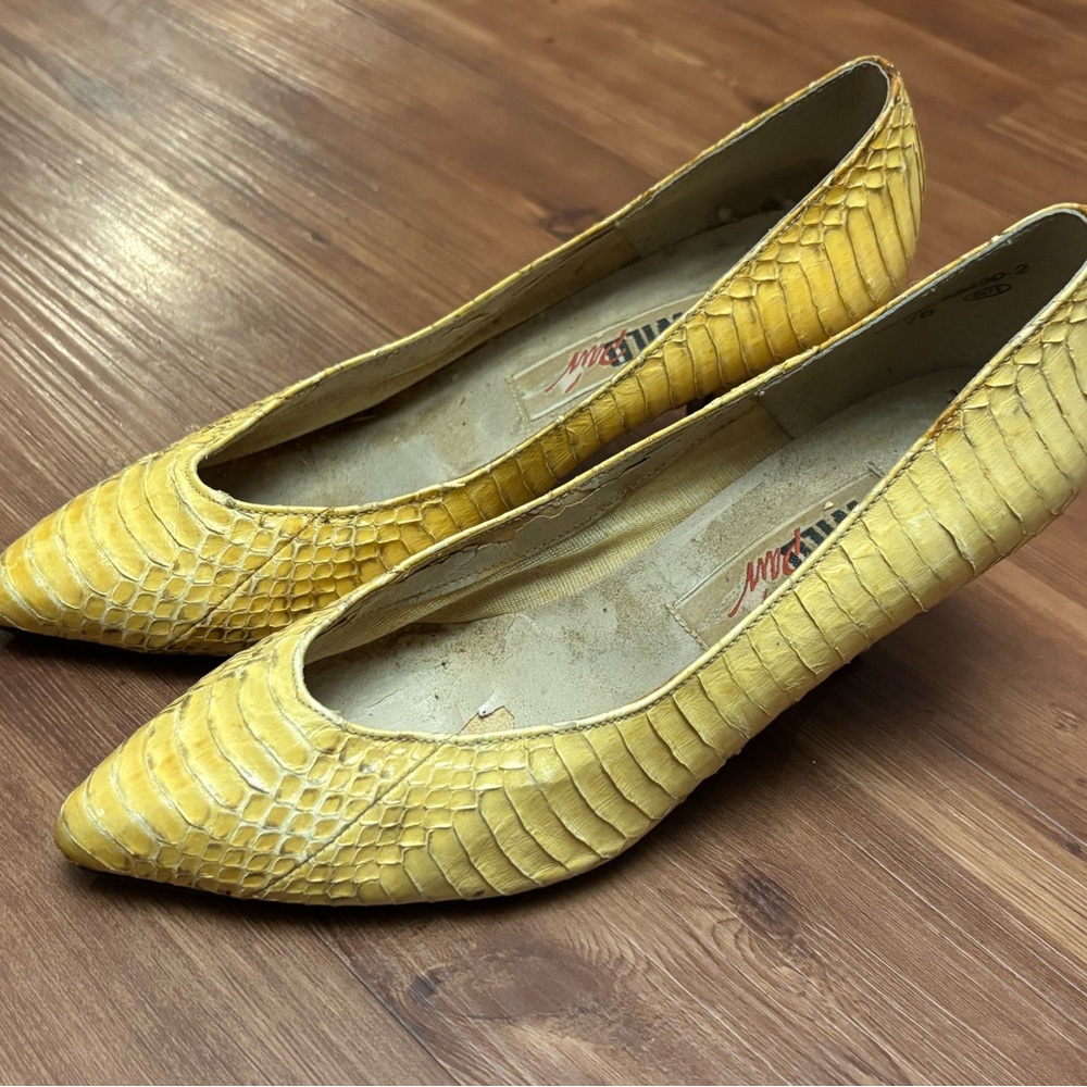 Vintage Snake Skin High Heel Shoes